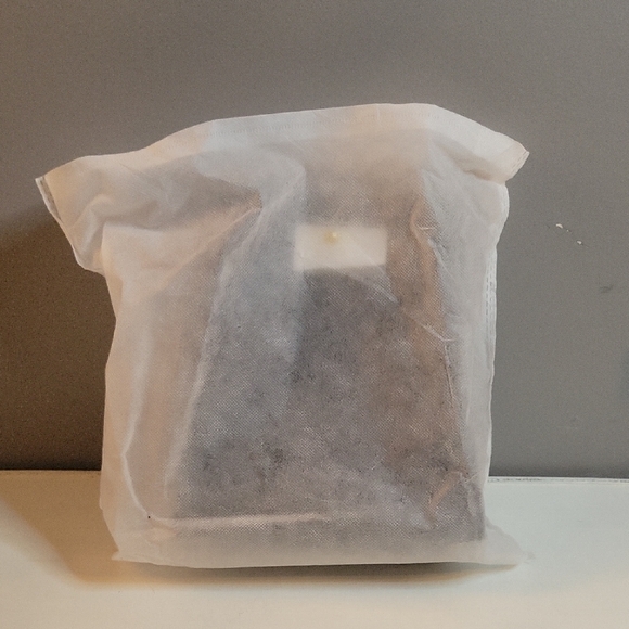 Small Black Leather Crossbody Lock & Key Bag NWT - Picture 7 of 7